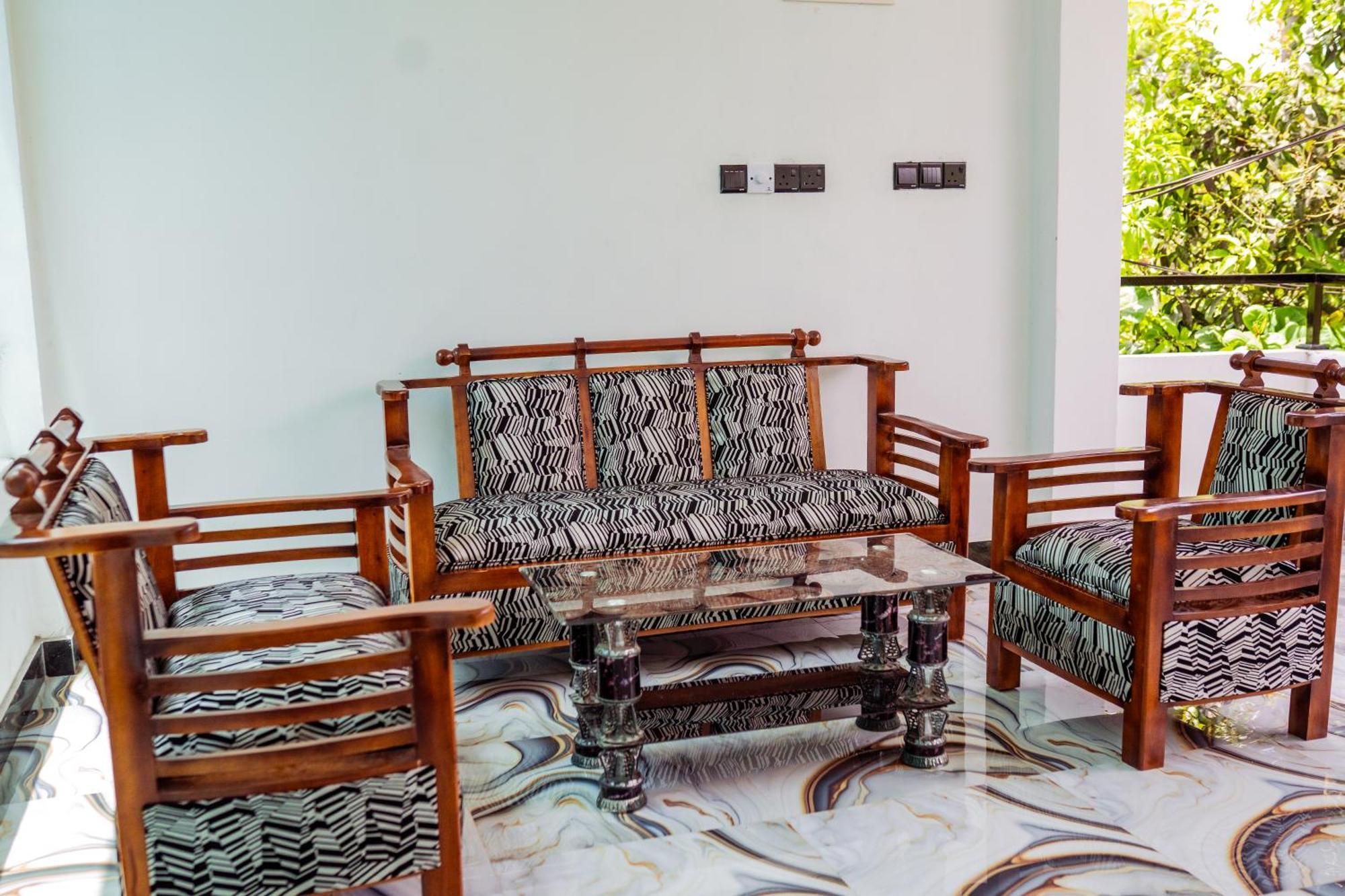Hilton Cottage Trincomalee Exterior photo